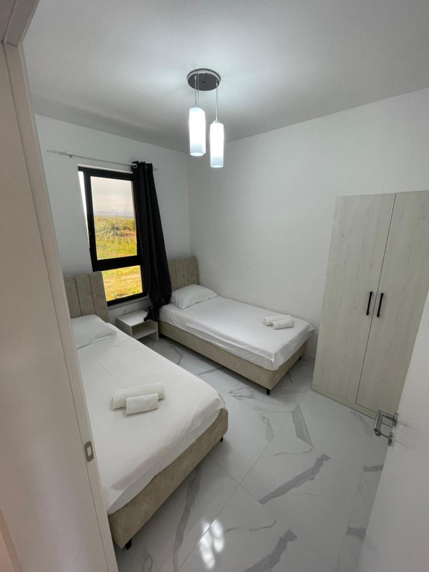 Lux Sereno Village Ulcinj Rom bilde